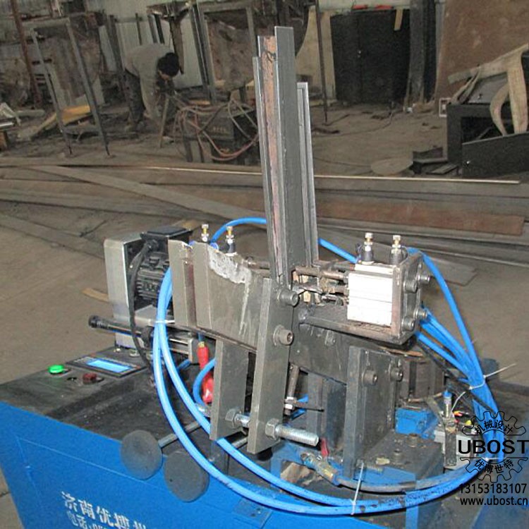 優(yōu)博世特，ubost,鉆孔機，銷軸，螺栓，自動，攻絲機，機械手，非標自動化，設(shè)備，銷軸鉆孔機，螺栓鉆孔機，